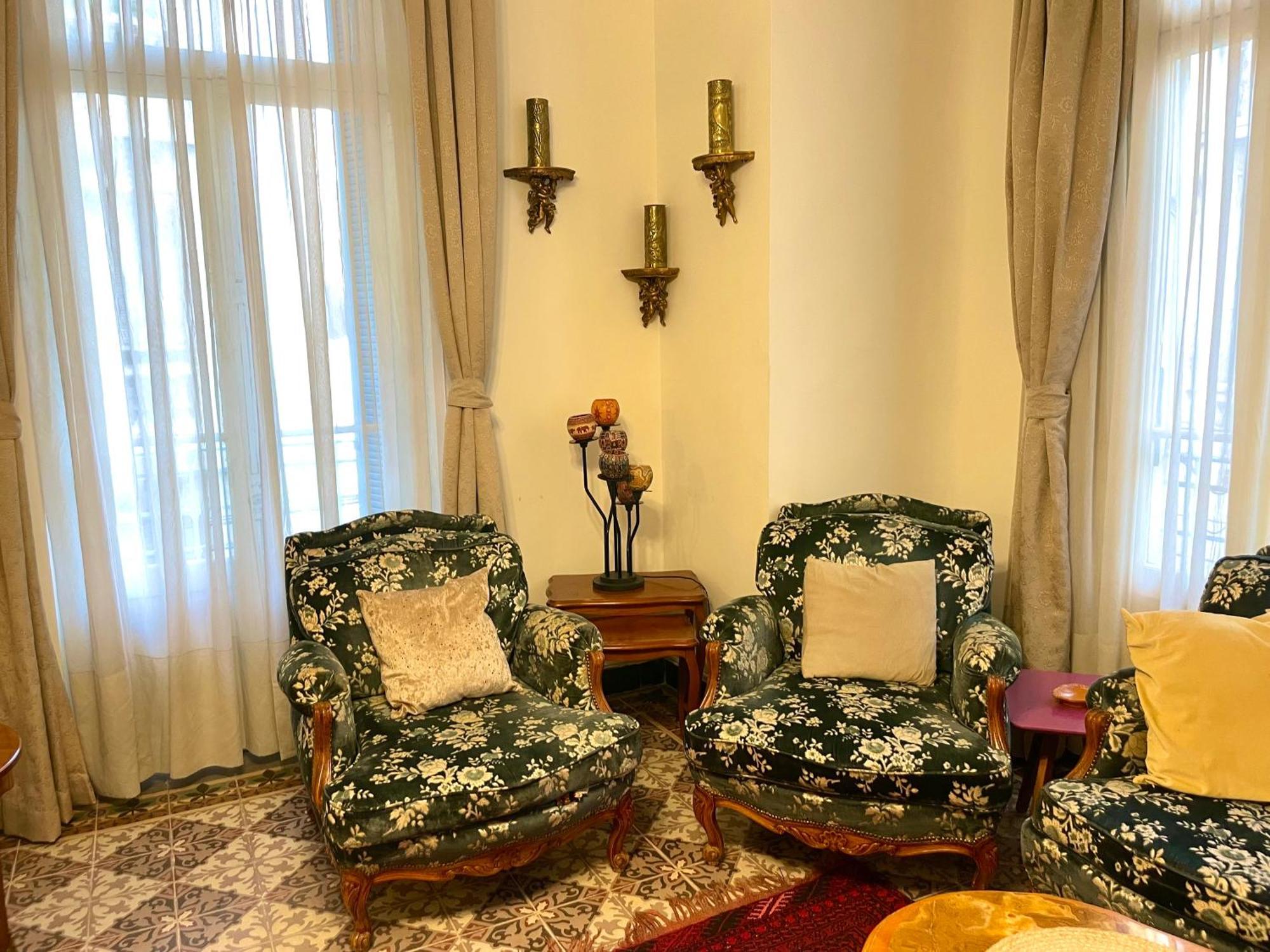 Appartement Dans Immeuble Haussmanien Algiers Экстерьер фото